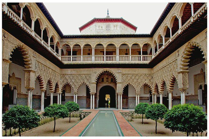 Exclusive Alcazar with breakfast or afternoon coffee in gardens - Who This Tour Suits Best