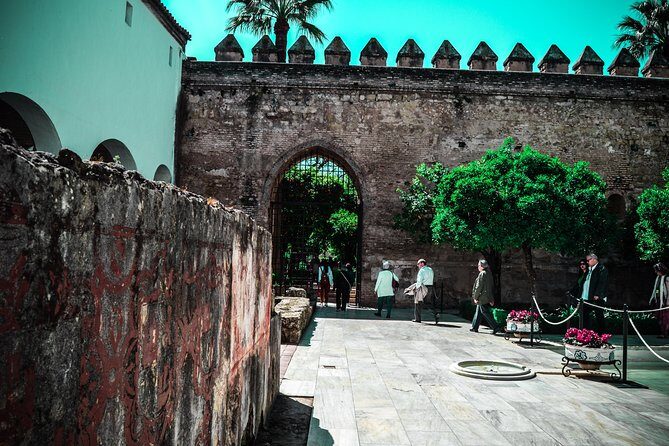 Visita guiada a la Mezquita Catedral y el Alcázar de los Reyes Cristianos - Why This Two-Site Tour Makes Sense in Córdoba